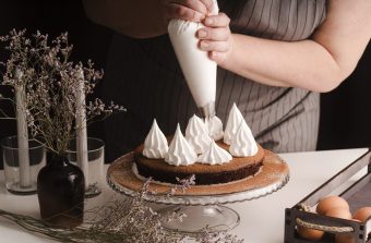 cara membuat kue ulang tahun